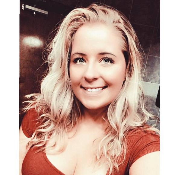 Meet your Posher, Meg - Picture 1 of 1